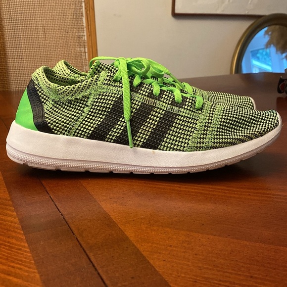 Adidas Men’s Sneakers 8.5 Element Refine Slime Black - Picture 2 of 7